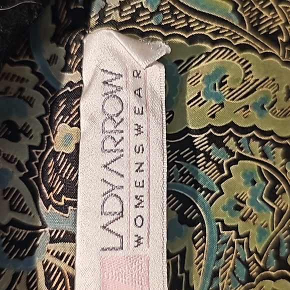 Lady Arrow Women's Wear Vintage Paisley Button Down Long Sleeve Blouse - Picture 3 of 8